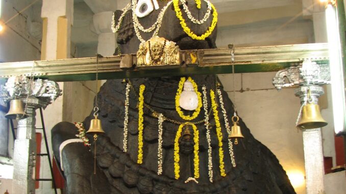 A visit to Big Bull Temple of Basavanagudi - Bengaluru